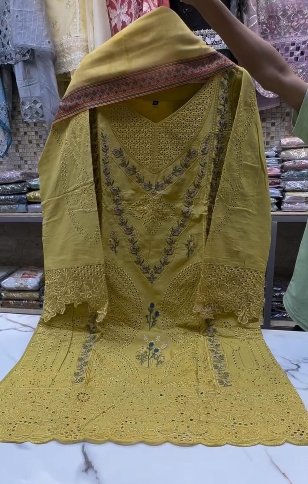 Women's Embroidered 3-Piece Suit π