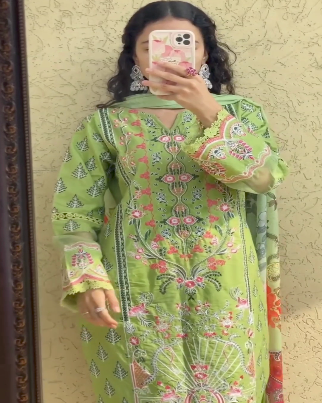 Embroidery 3pcs woman Suit ❤️